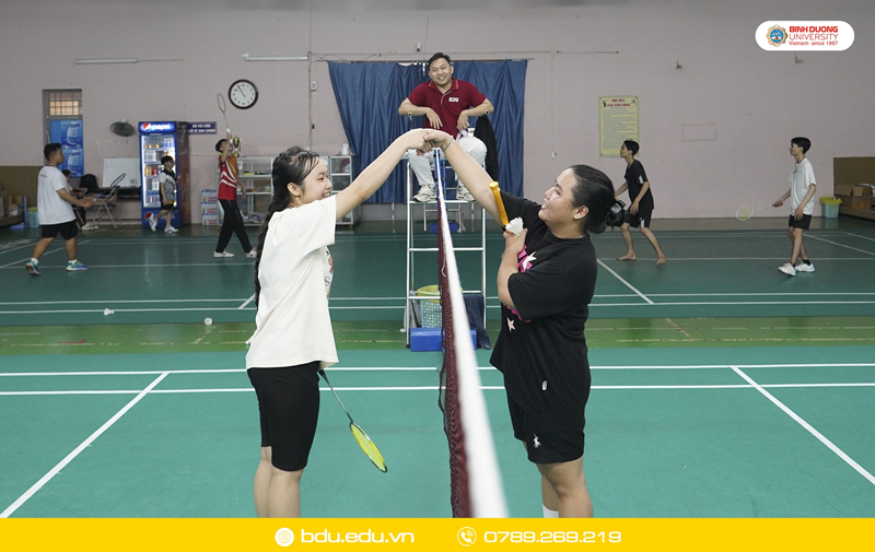 Hoi thao Sinh vien 2025 (1)